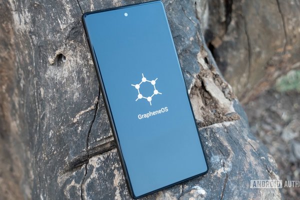 GrapheneOS first Motorola phones will be flagships that cost more than Pixels