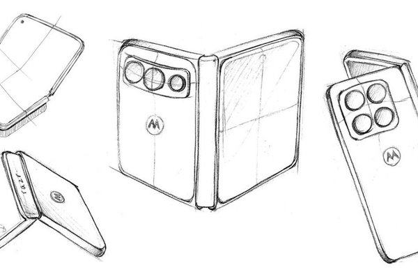 Motorolas wide Galaxy Z Fold 8 competitor might be very tiny and called Razr Flex