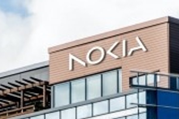 Nokia may be looking to license its brand to a new smartphone maker