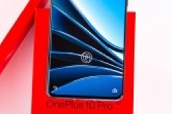 OnePlus 10 Pro gets stable Android 16