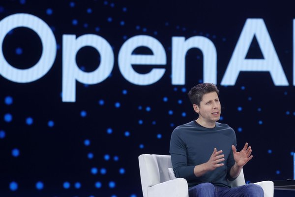  OpenAI races Gemini 3 to the top with GPT?5.2 drop this week 