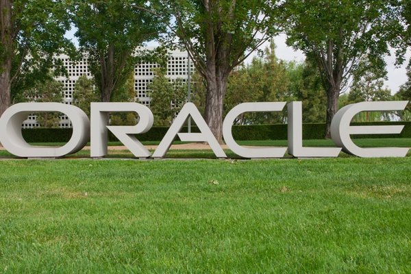 Oracle appoints not one, but two, co-CEOs as Safra Catz leaves top job 