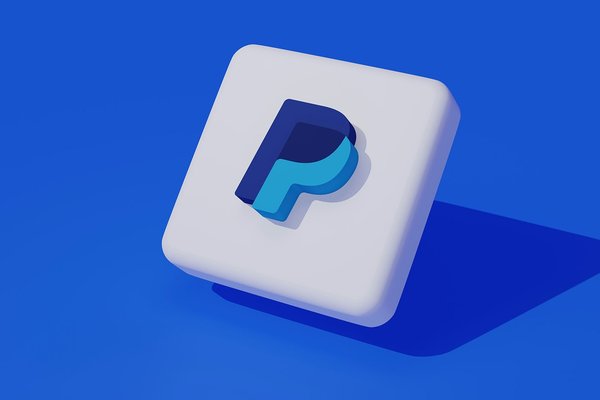 PayPal has applied to become a US bank, offering savings accounts and loans