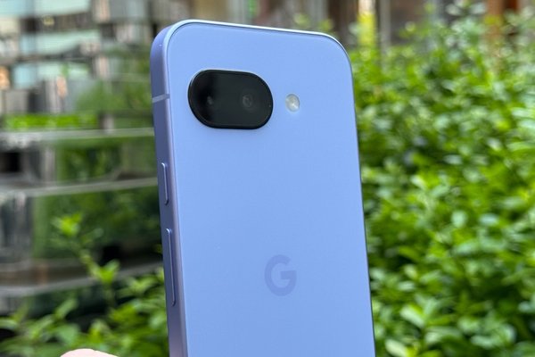 YouTuber Cautions Against Buying the Google Pixel 9a Due to Critical Issues