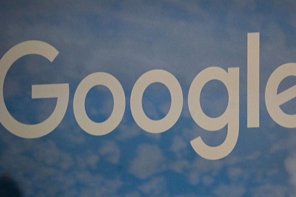 Google breaks the AirDrop barrier between Pixel 10 and iPhone