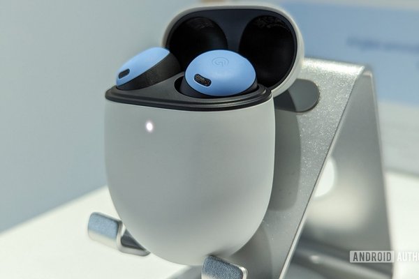 Google proves it hasnt forgotten the original Pixel Buds Pro with new update