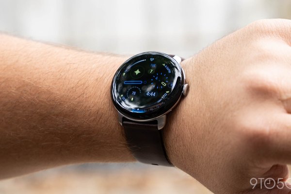 Review: Googles Pixel Watch 4 puts the smart in smartwatch