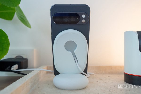 Dont just buy a Pixelsnap Charger without thinking about your USB ports