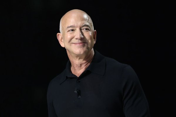 Jeff Bezos Project Prometheus Accelerates AI for Manufacturing & Space with Strategic Acquisition of General Agents