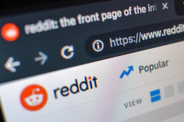 Reddit is ending anonymous browsing on old Reddit, and longtime users are not happy