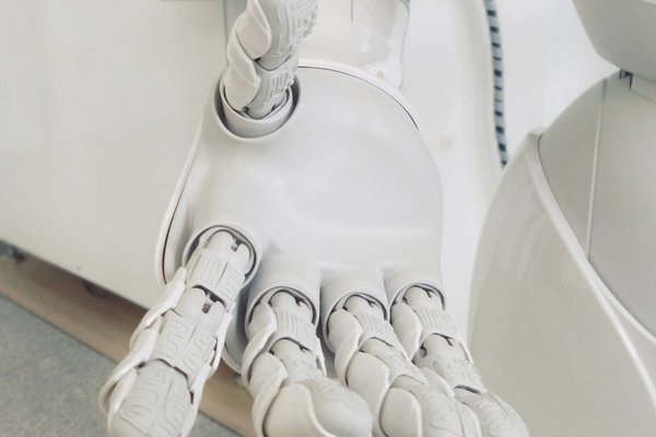 Just like humans, this robot can hear music and play it after just two minutes of self-practice