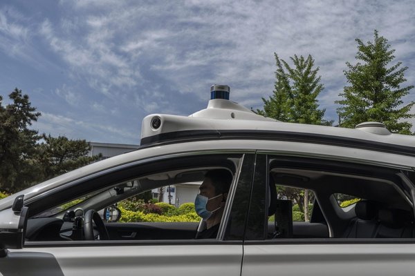 Robotaxis Redefining Urban Transport: A Deep Dive into Waymo and Apollo Go