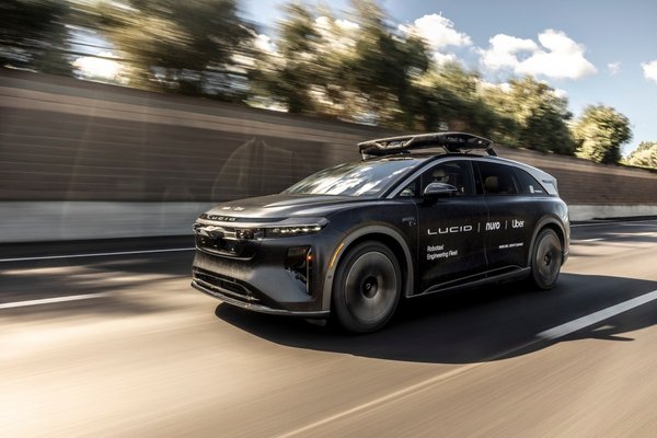 Uber to launch a premium robotaxi service in Waymos turf of San Francisco