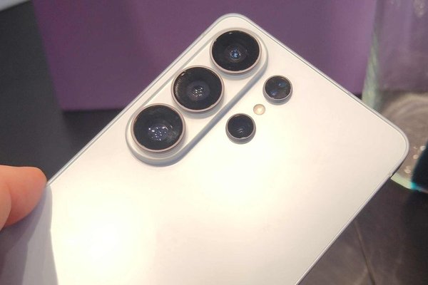 Samsung Galaxy S26 Ultra teardown reveals a PC-inspired cooling upgrade