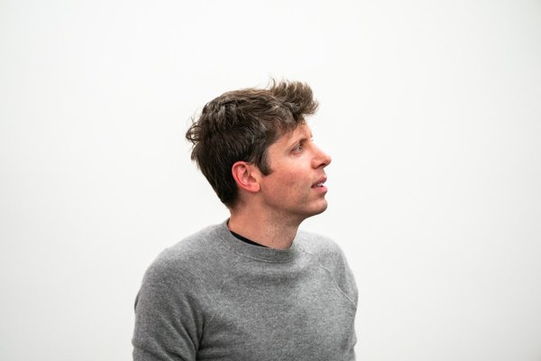 Sam Altman makes mic drop offer to every Y Combinator startup