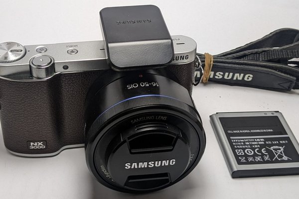 Why Did Samsung Stop Making Cameras?
