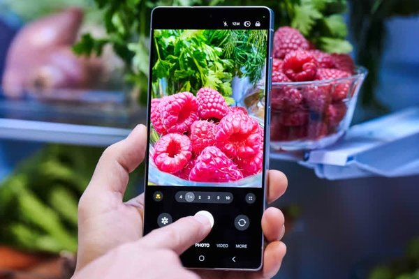 Samsung introduces Isocell HP5, its smallest 200MP image sensor to date