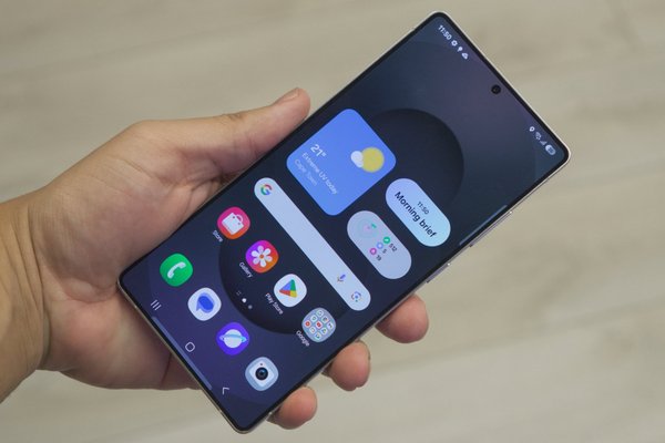  Samsung Resumes One UI 7 Update Globally  Exciting Features Coming Soon!