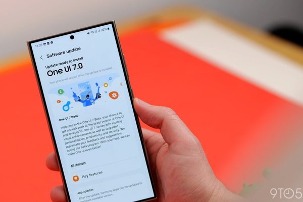 Samsungs Overlooked Major Error with One UI 7 Despite Delay Issues
