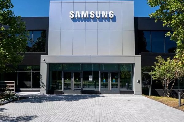 Samsung cuts hundreds of US jobs while AI boom sends chip profits soaring