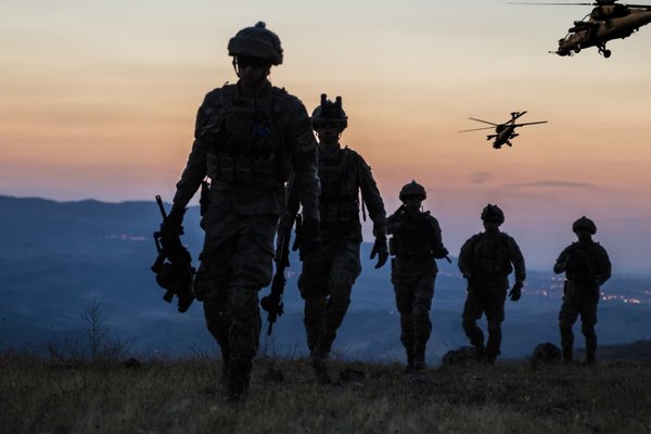 Silicon Valleys new defense tech startups are pulling billions in funding to challenge legacy giants