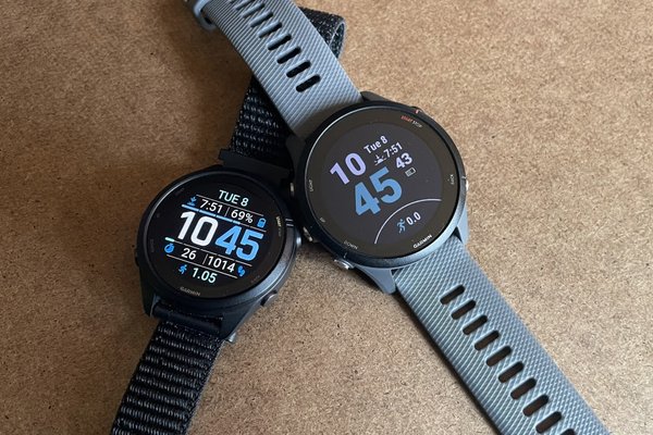 Choosing the Best Smartwatch Display: MIP vs. AMOLED Explained