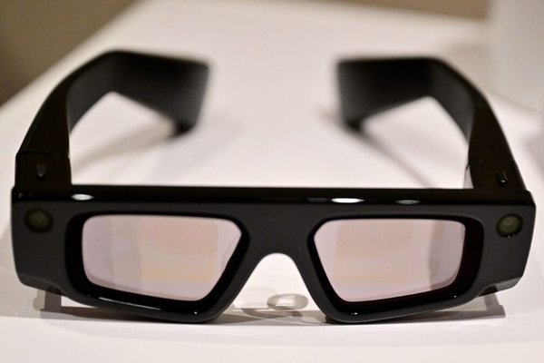 Snaps AR Glasses May Launch Soon With a Jaw-Dropping Pricing
