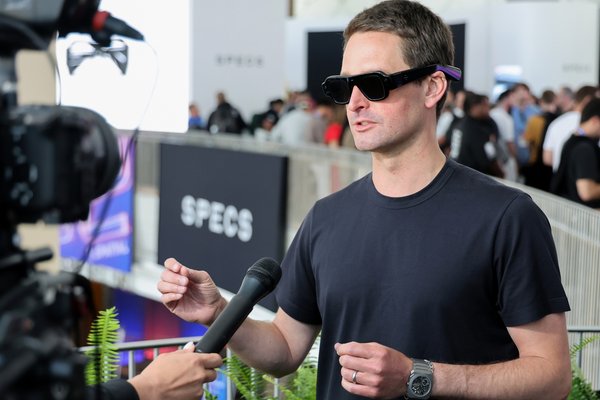 Evan Spiegel doesnt want you to call Snap Specs AI glasses