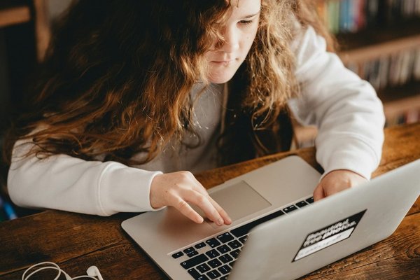 Australias social media ban for under-16s has had limited impact so far