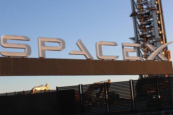 Forget Mars, SpaceX Is Becoming a Data Center Company