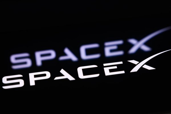 Elon Musks SpaceX could go public by next month