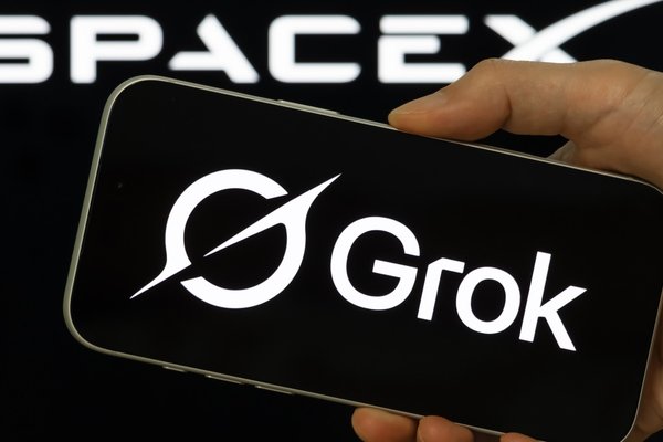 How to use SpaceXAIs Grok Build