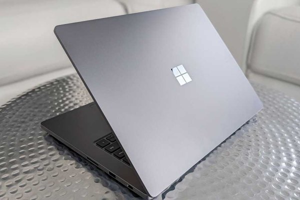 Microsoft Surface Laptop Ultra: NVIDIA RTX Spark means business