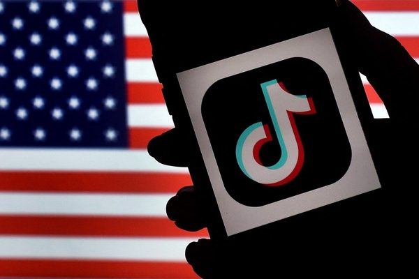 Navigating TikToks Uncertain Future in the U.S. Market