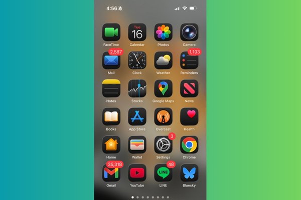 How to Fix Tilted Dark Mode App Icons in iOS 26