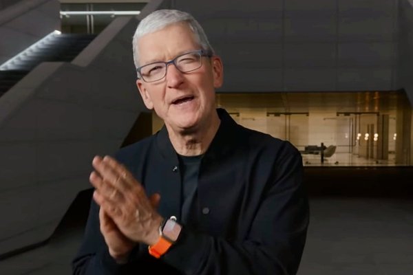 Tim Cook signs off as CEO with thanks to staff and a tribute to John Ternus