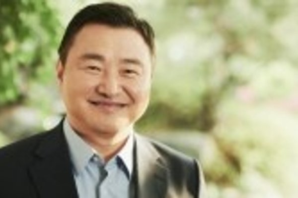 Samsung reshuffles its leadership, TM Roh gets even more important