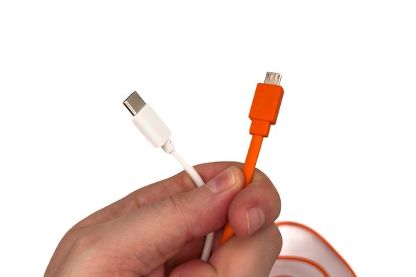 Micro USB Vs. USB-C Ports: Whats The Difference?