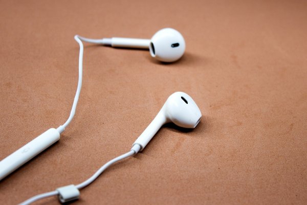 USB-C Vs. 3.5mm  Which Port Delivers Better Audio Quality?