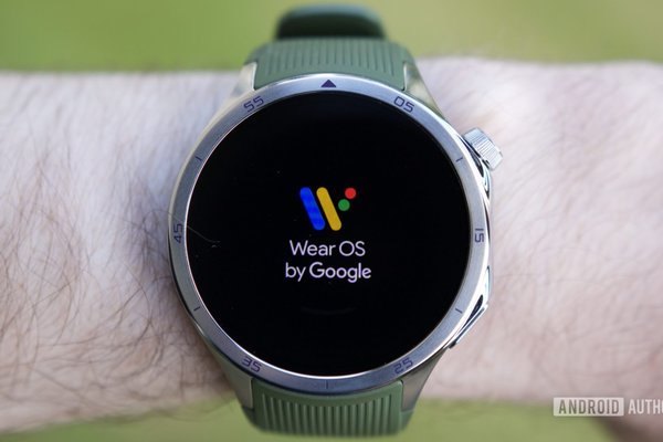Google is making Wear OS watches more self-reliant in emergencies