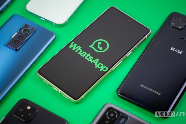 WhatsApp just solved some of the most annoying group chat problems