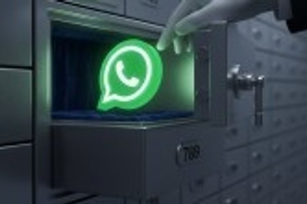 WhatsApp now supports passkey-encrypted backups
