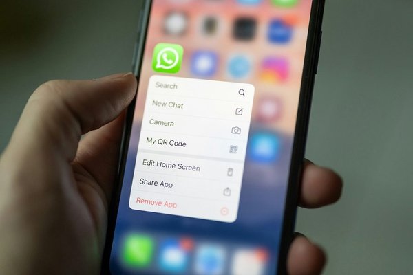 WhatsApp will now sniff and warn if a scammy link could steal your account