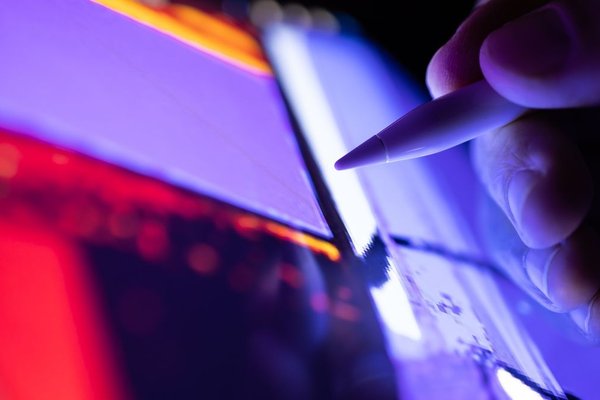Discover How AI Enhances Windows Paint and Notepad Functionality 