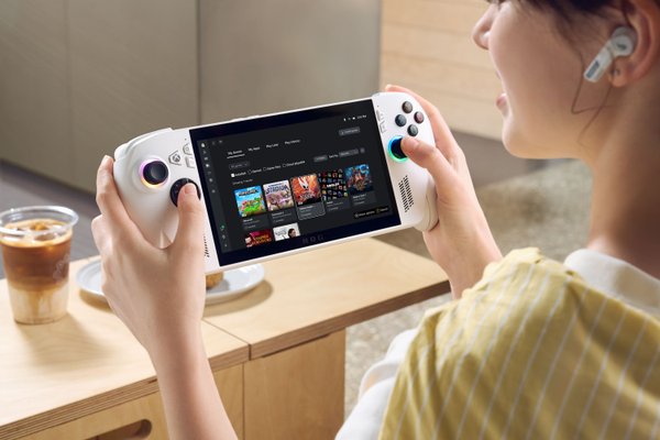  PSA: I need people to know the ROG Xbox Ally is Xbox by name and software experience only  It is a full Windows PC, you can install anything you want on it 