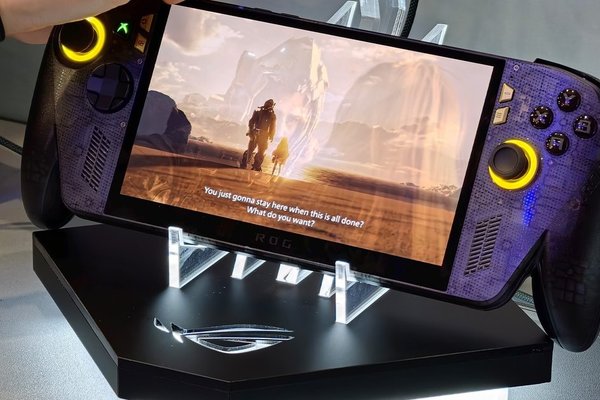 Microsofts Xbox handheld plans resurface with a mysterious new logo