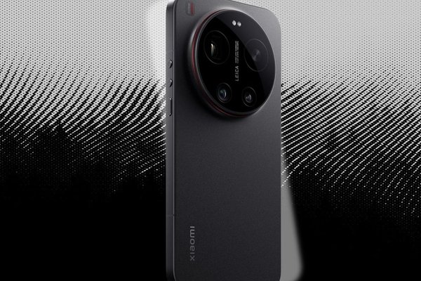 Xiaomi beats Samsung to become the first non-Pixel phone with stable Android 17