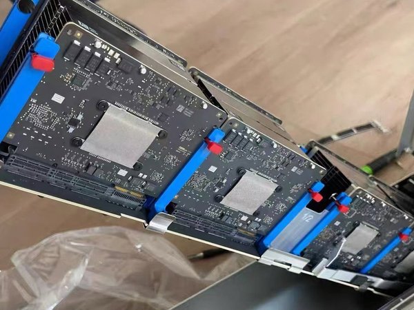 This is the first look at the inside of Apples AI servers