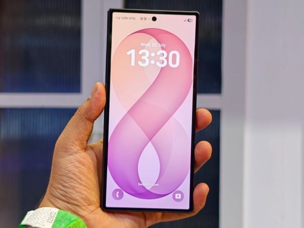 Galaxy Z Fold 8 Ultra lands with a sharper display, bigger battery, and a $100 price hike