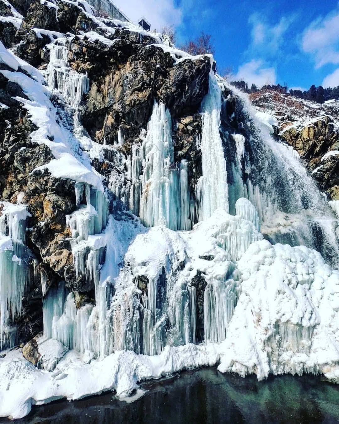 Drung Waterfall